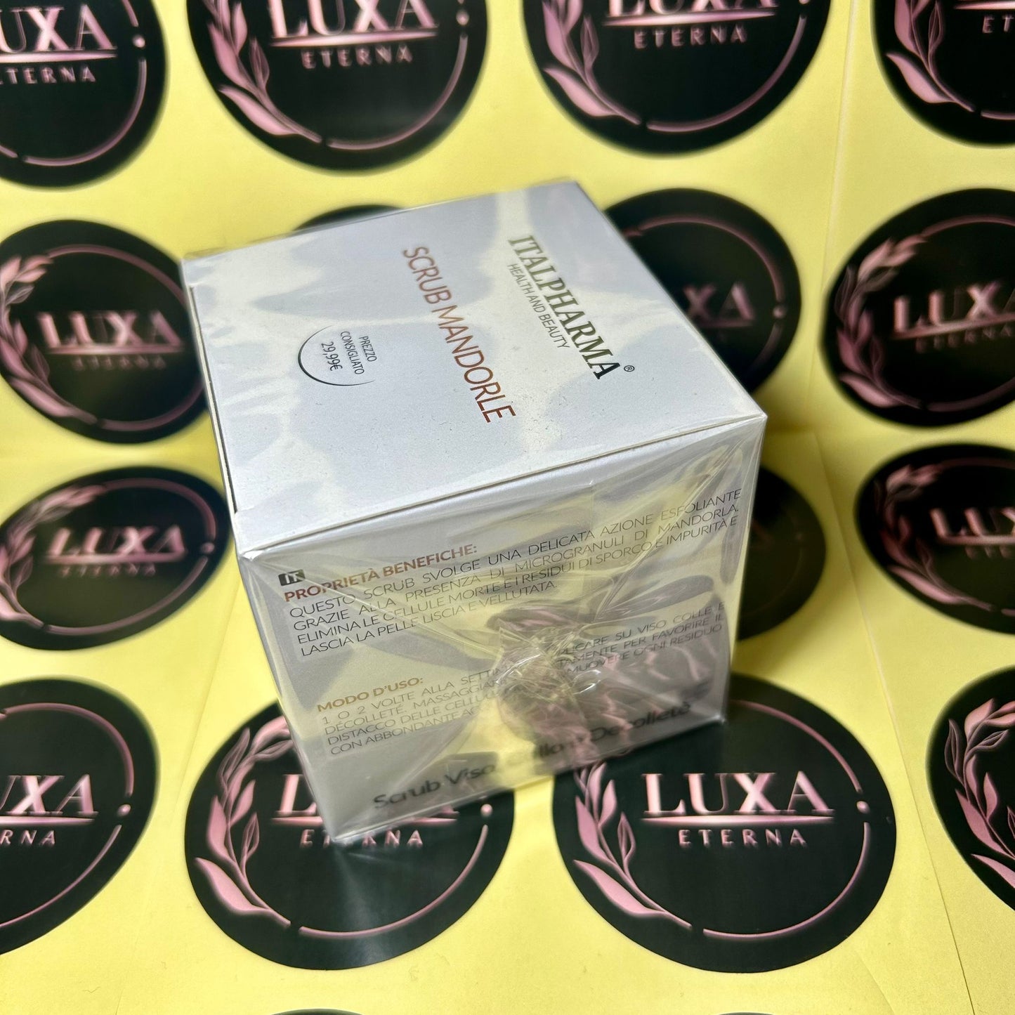 Italpharma Scrub Mandorle – Esfoliante per Tutti i Tipi di Pelle