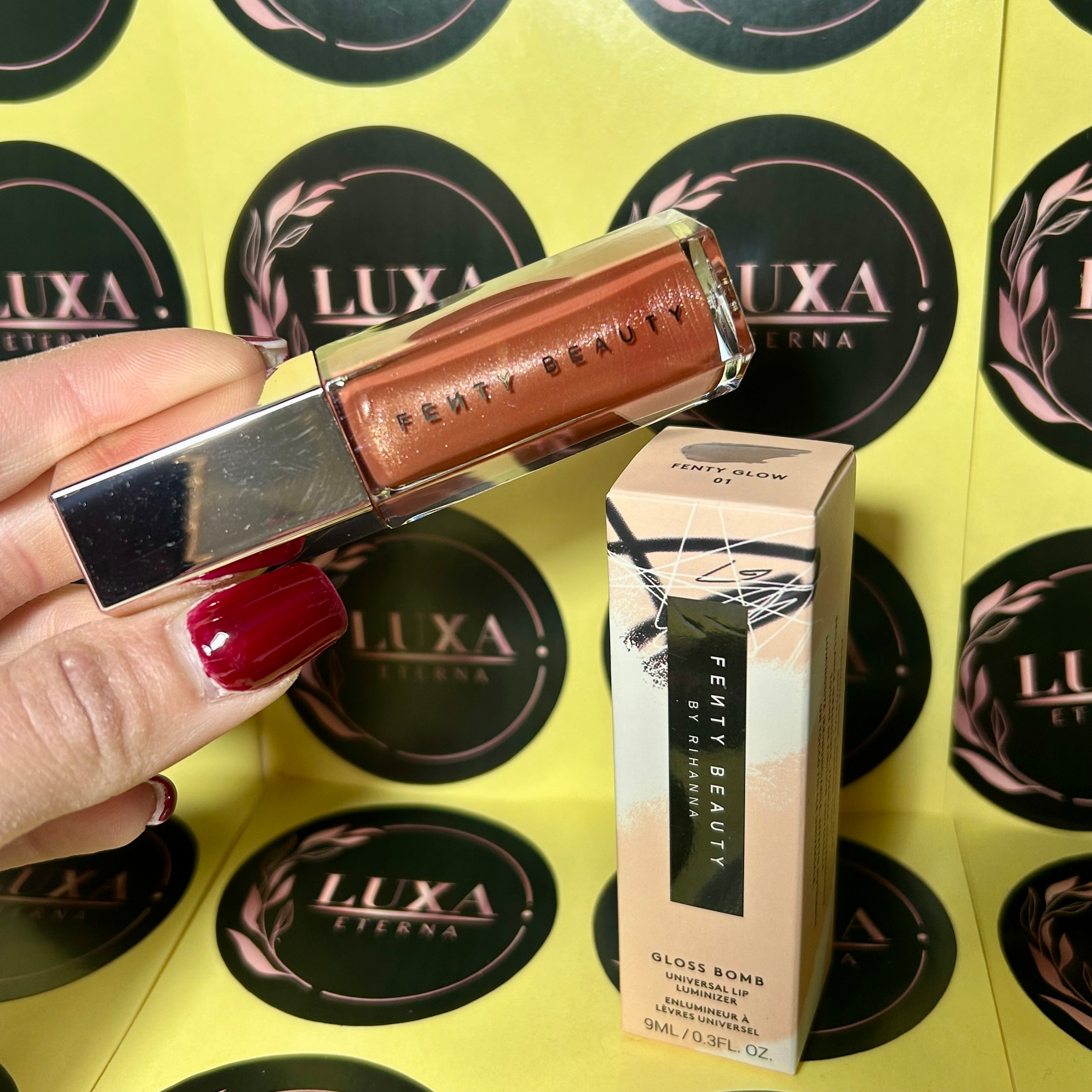 Gloss bomb Fenty labbra effetto specchio - brillantezza universale