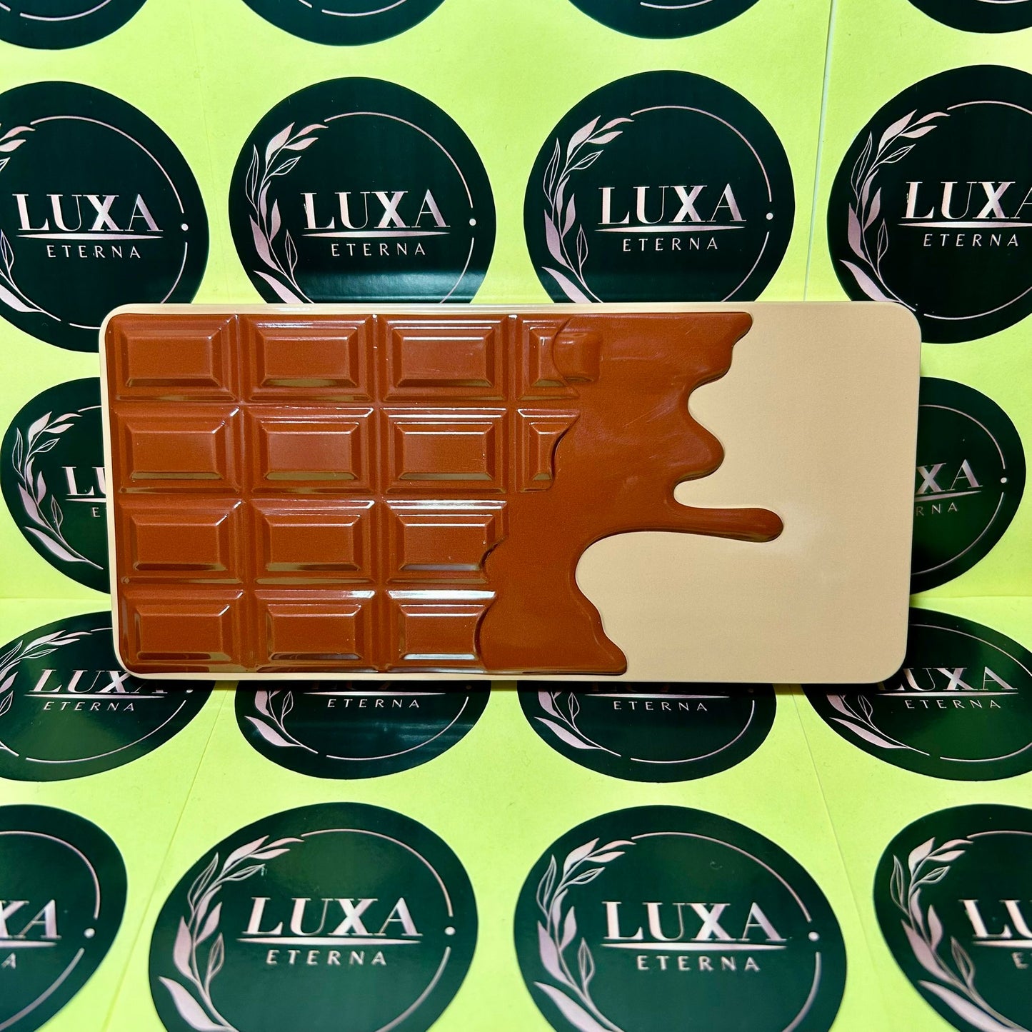 Revolution Chocolate