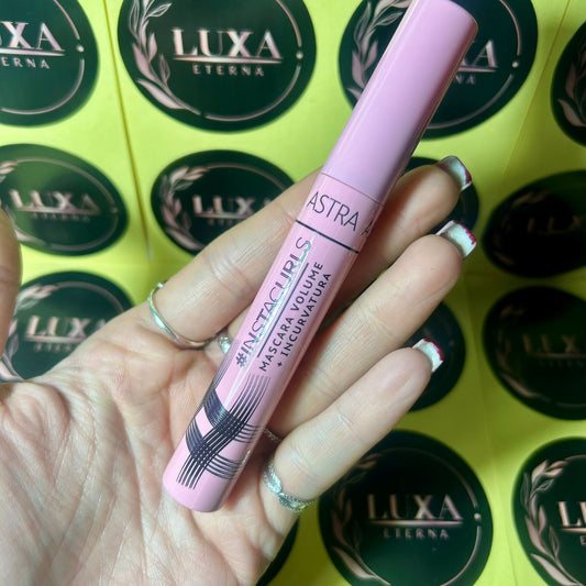 Astra Make-Up – Mascara #Instacurls Volume + Incurvatura