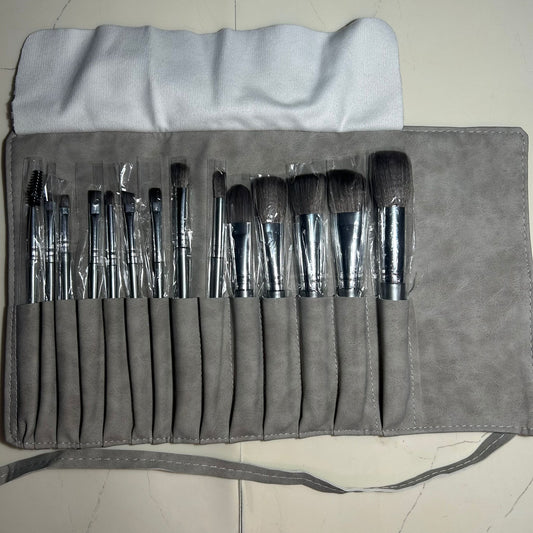 Set Professionale di Pennelli Make-Up con Custodia