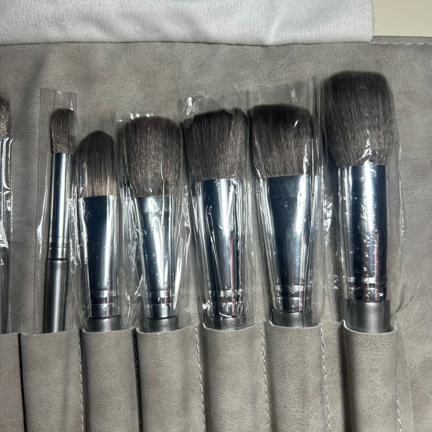Set Professionale di Pennelli Make-Up con Custodia